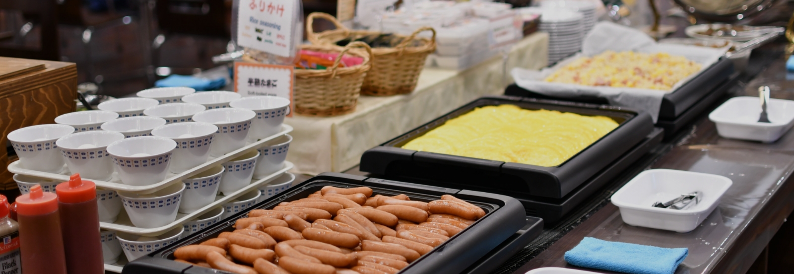 BREAKFAST BUFFET 種類豊富な和洋食に農家直送コシヒカリ！自慢の朝食バイキング